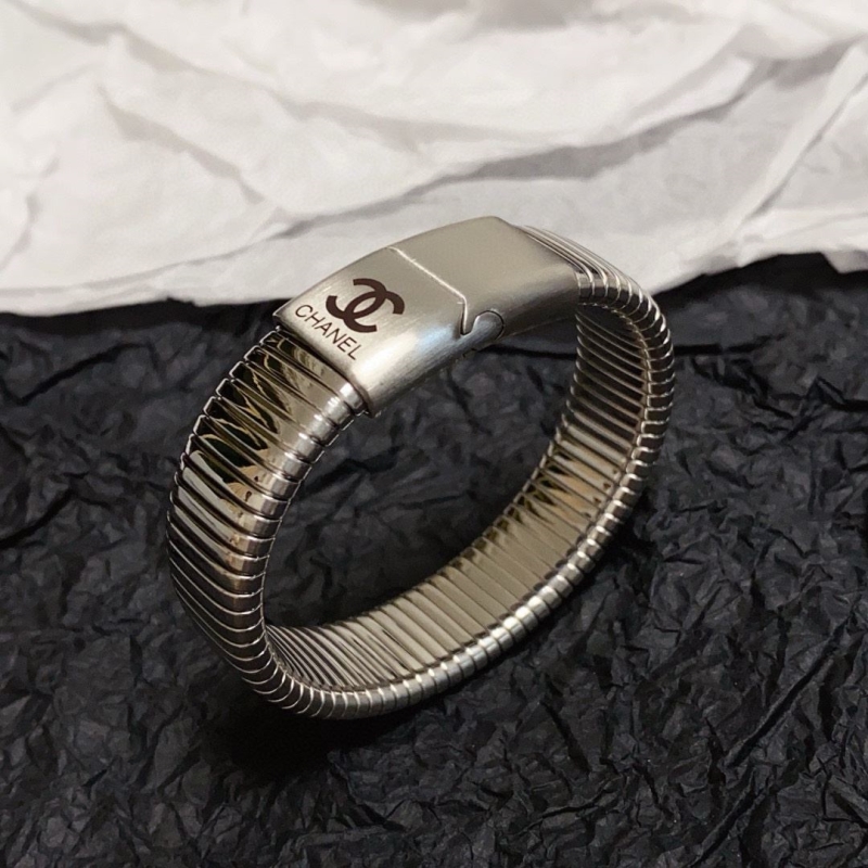 Ch**el bracelets